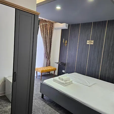 Massimo אפורי נורד